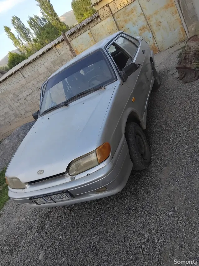 Lada (ВАЗ) 2115 2002 · 1.7 MT