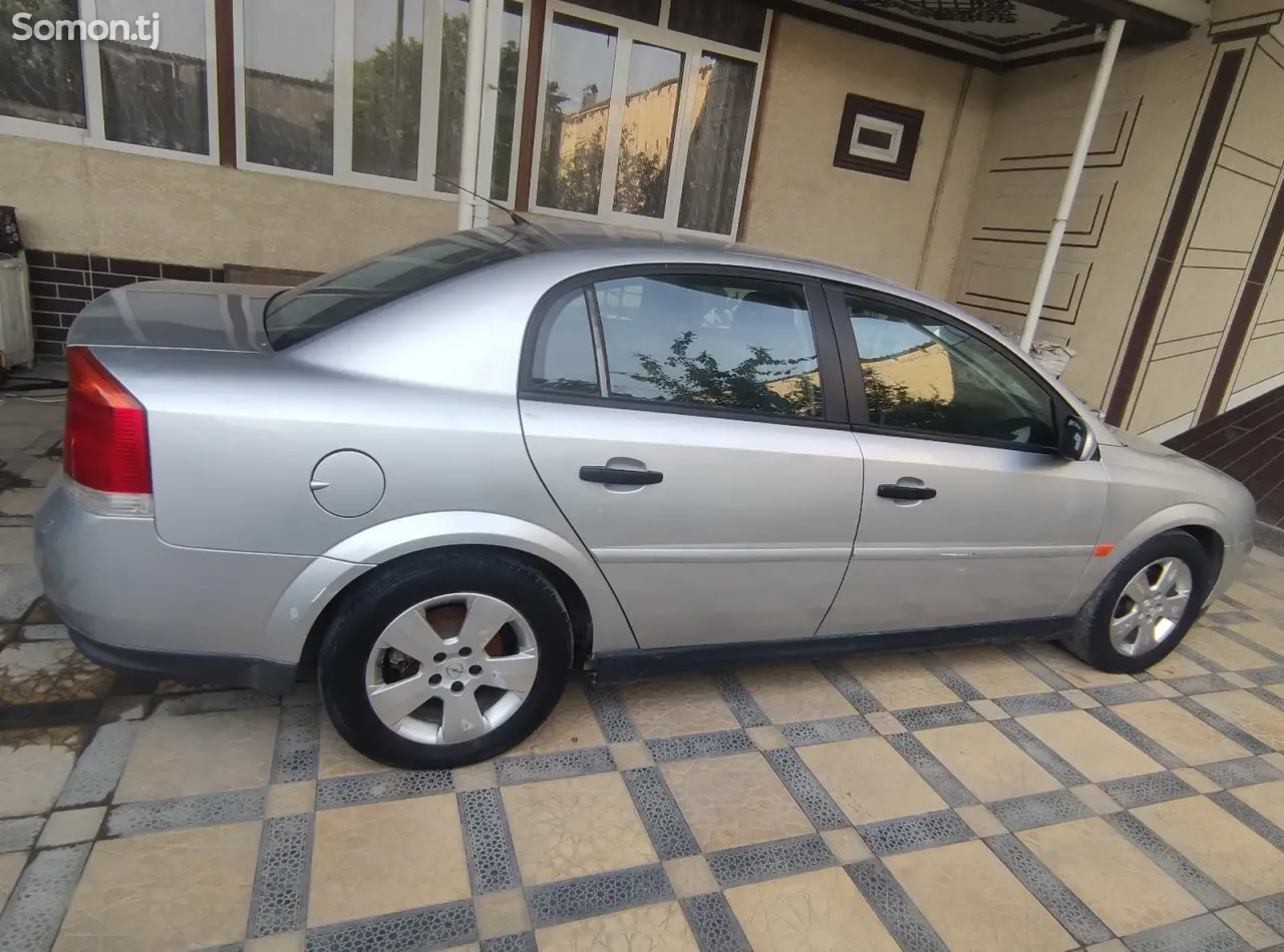 Opel Vectra C 2003 · 2.2 MT