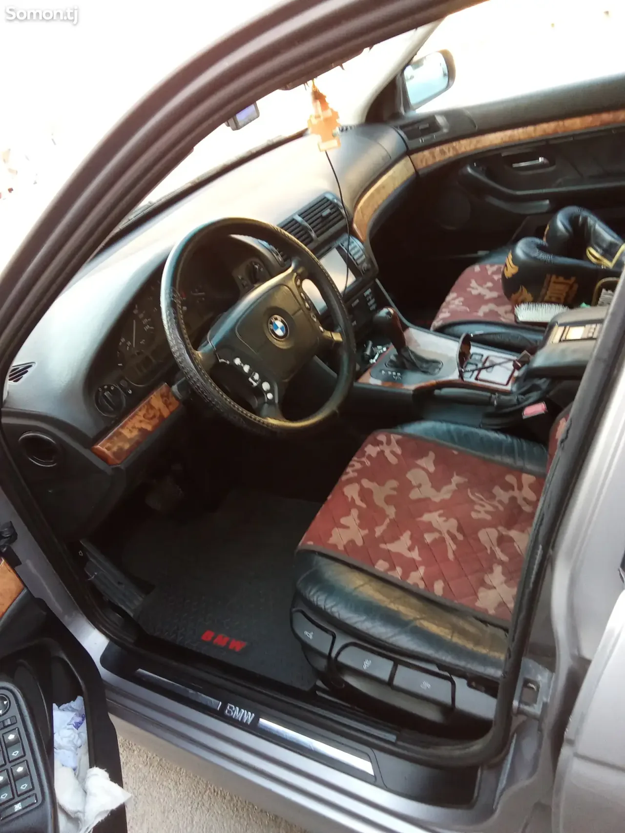 BMW 5 series 1998 · 2.5 AT