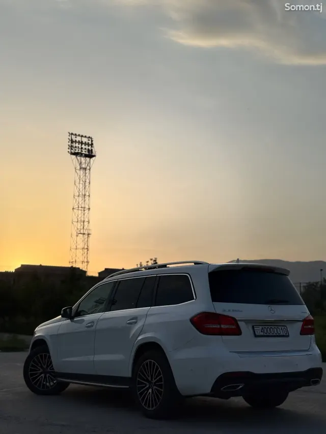 Mercedes-Benz GLS 2018 · 3.5 AT