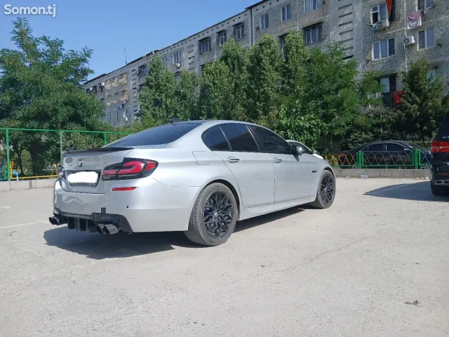 BMW 5 series 2016 · 2.0 AT