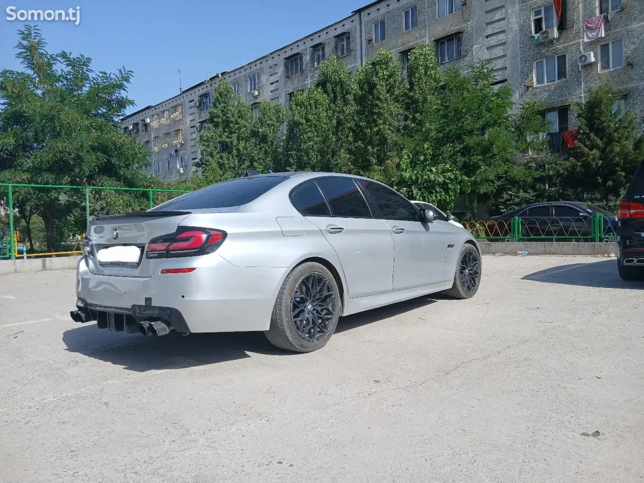 BMW 5 series 2016 · 2.0 AT