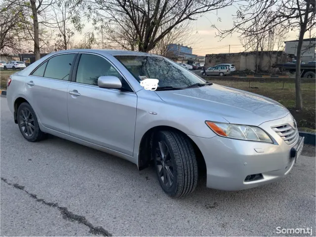 Toyota Camry 2008 · 2.4 AT