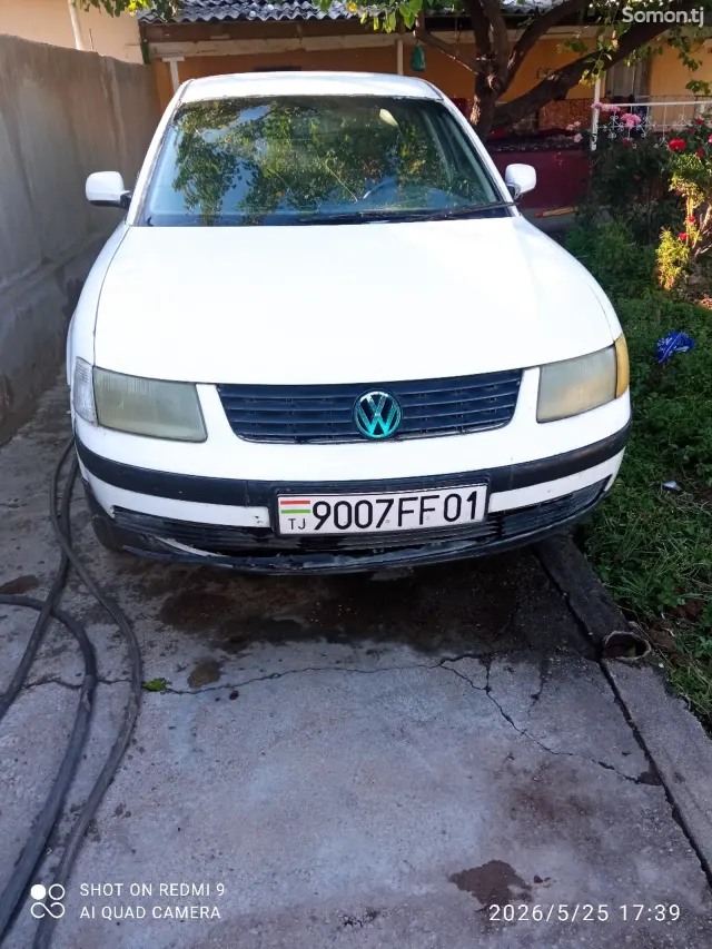 Volkswagen Passat 1997 · 1.8 MT