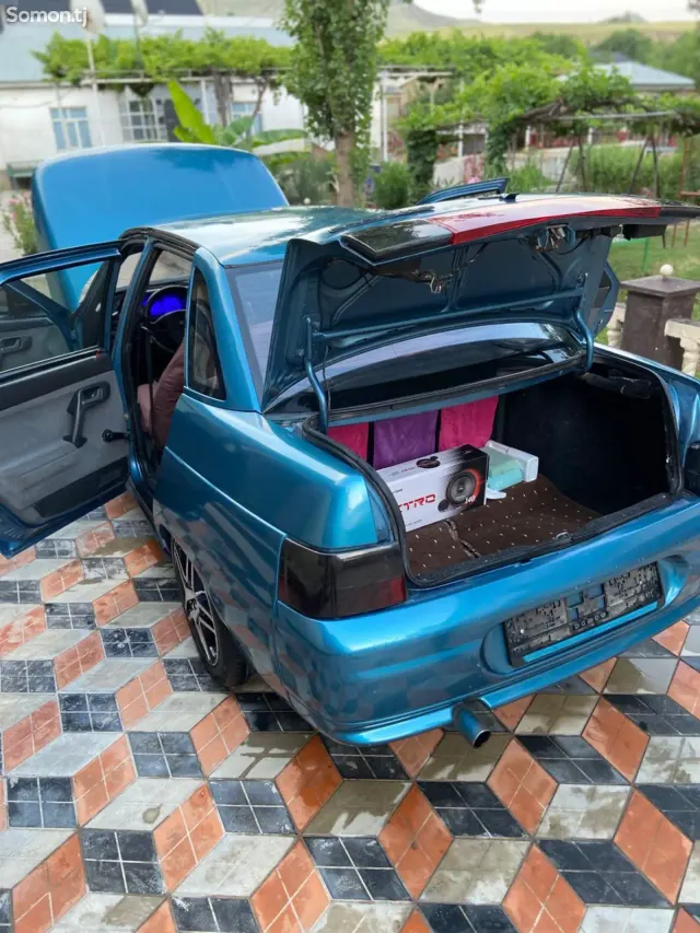 Lada (ВАЗ) 2110 2004 · 1.5 MT