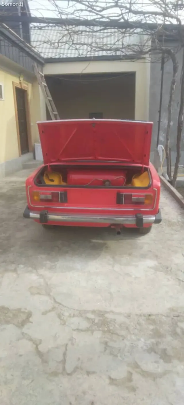 Lada (ВАЗ) 2106 1982 · 1.5 MT