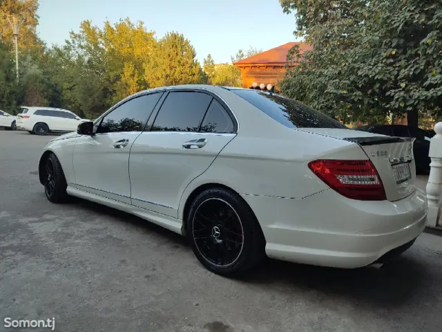 Mercedes-Benz C class 2010 · 3.0 AT
