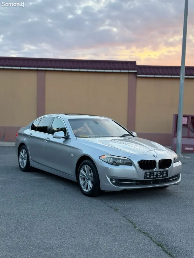 BMW 5 series 2012 · 2.0 AT