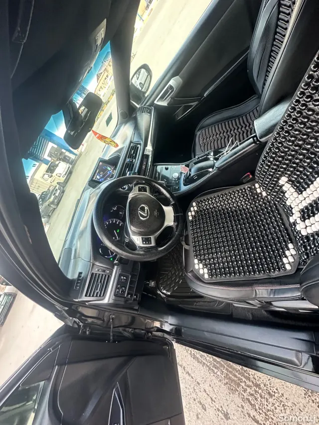 Lexus CT series 2013 · 2.0 CVT
