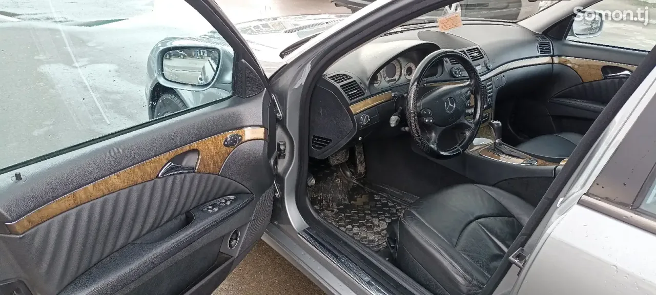 Mercedes-Benz E class 2008 · 3.5 AT