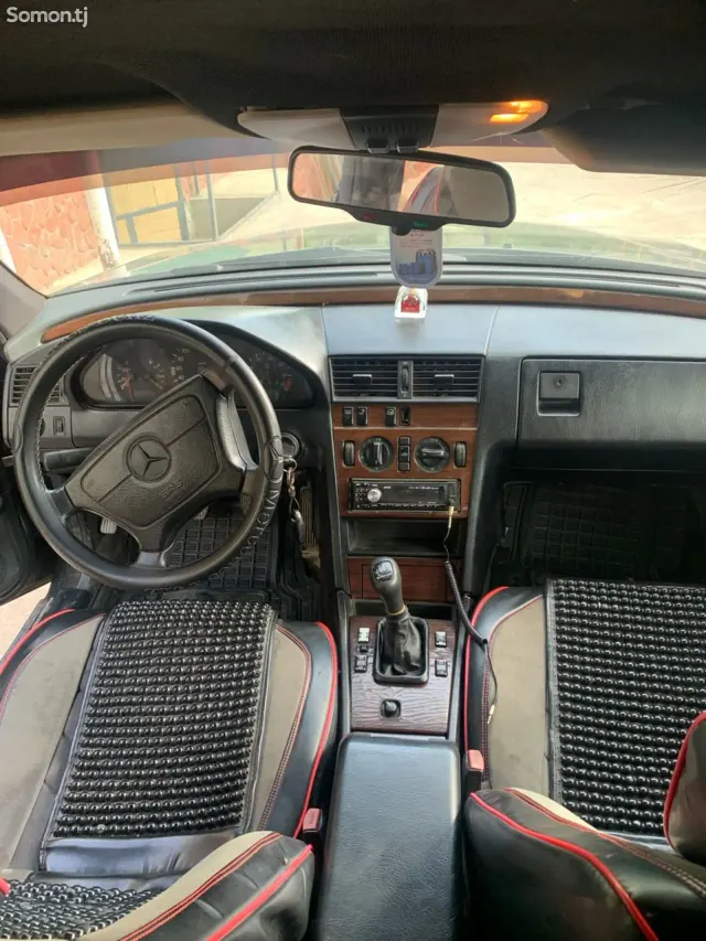 Mercedes-Benz C class 1995 · MT