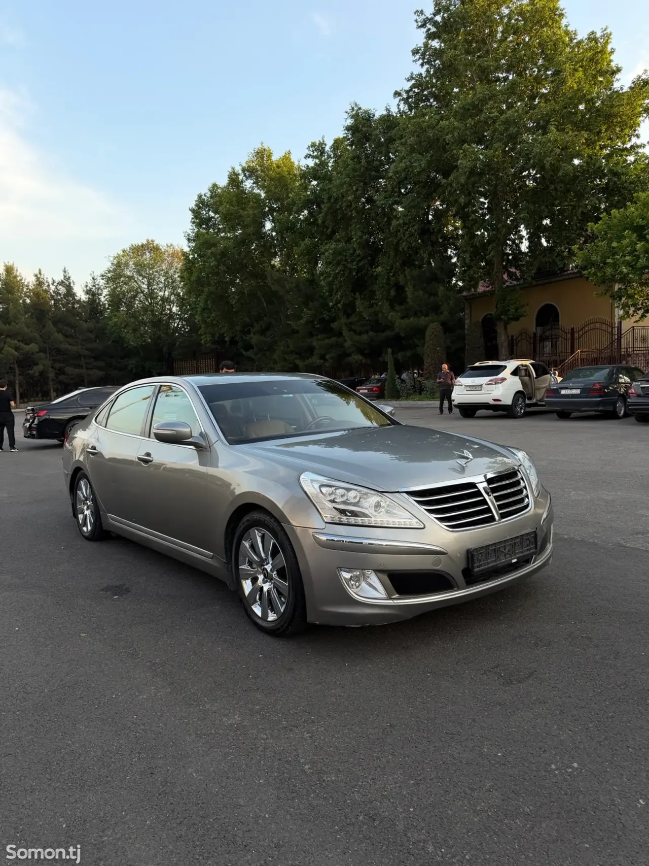 Hyundai Equus 2013 · 3.6 AT