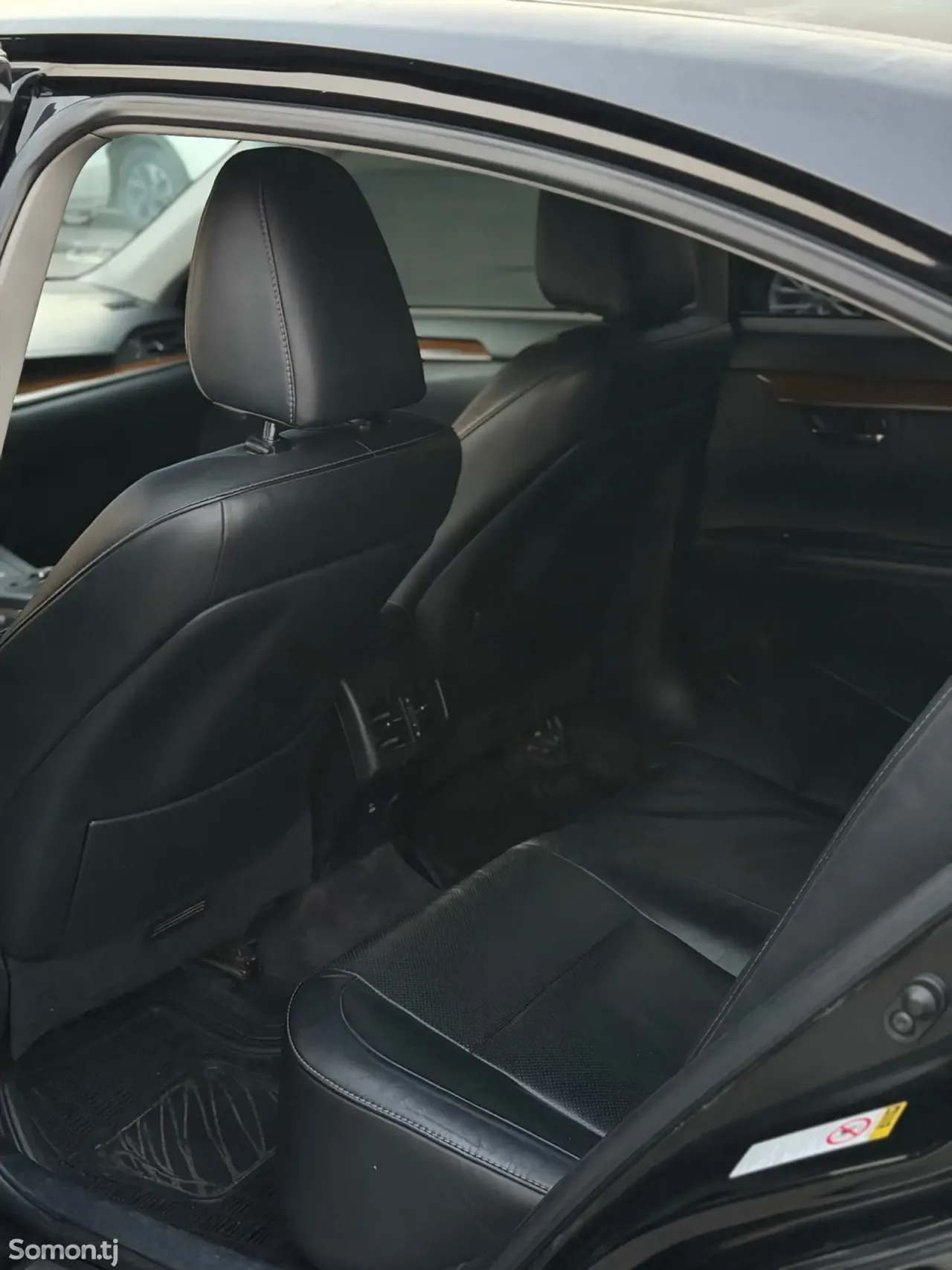 Lexus ES series 2014 · 3.0 AT