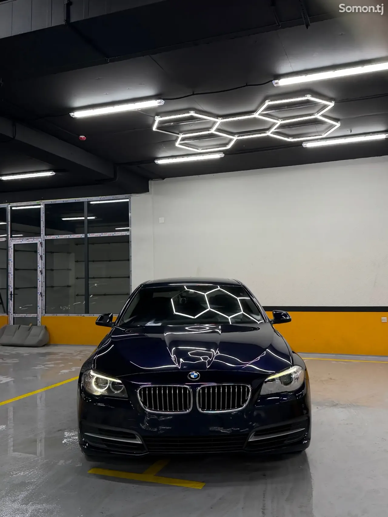BMW 5 series 2014 · 2.0 AT