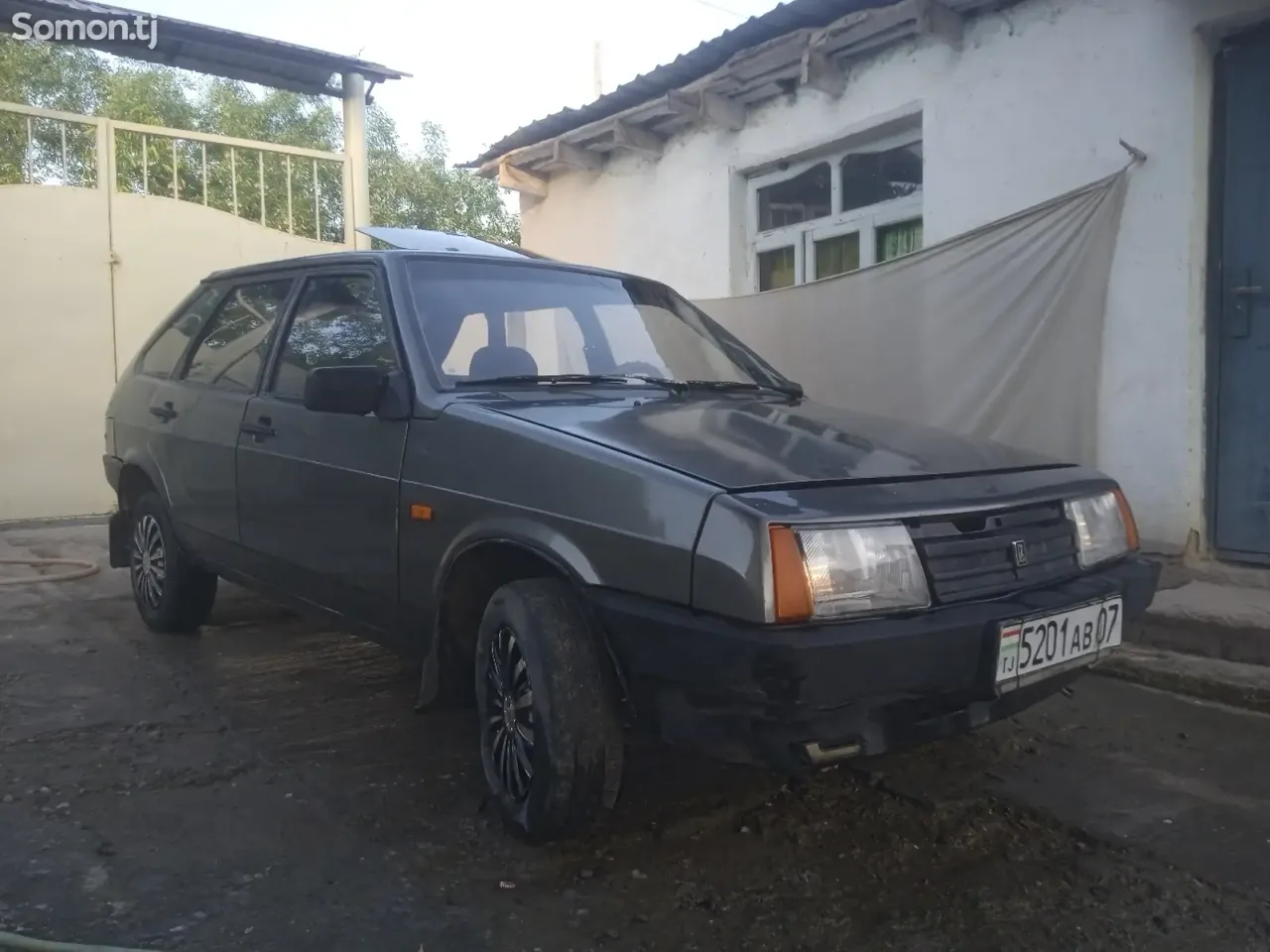 Lada (ВАЗ) 2109 2003 · 1.5 MT