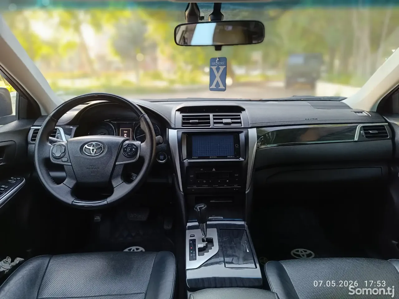 Toyota Camry 2016 · 2.0 AT