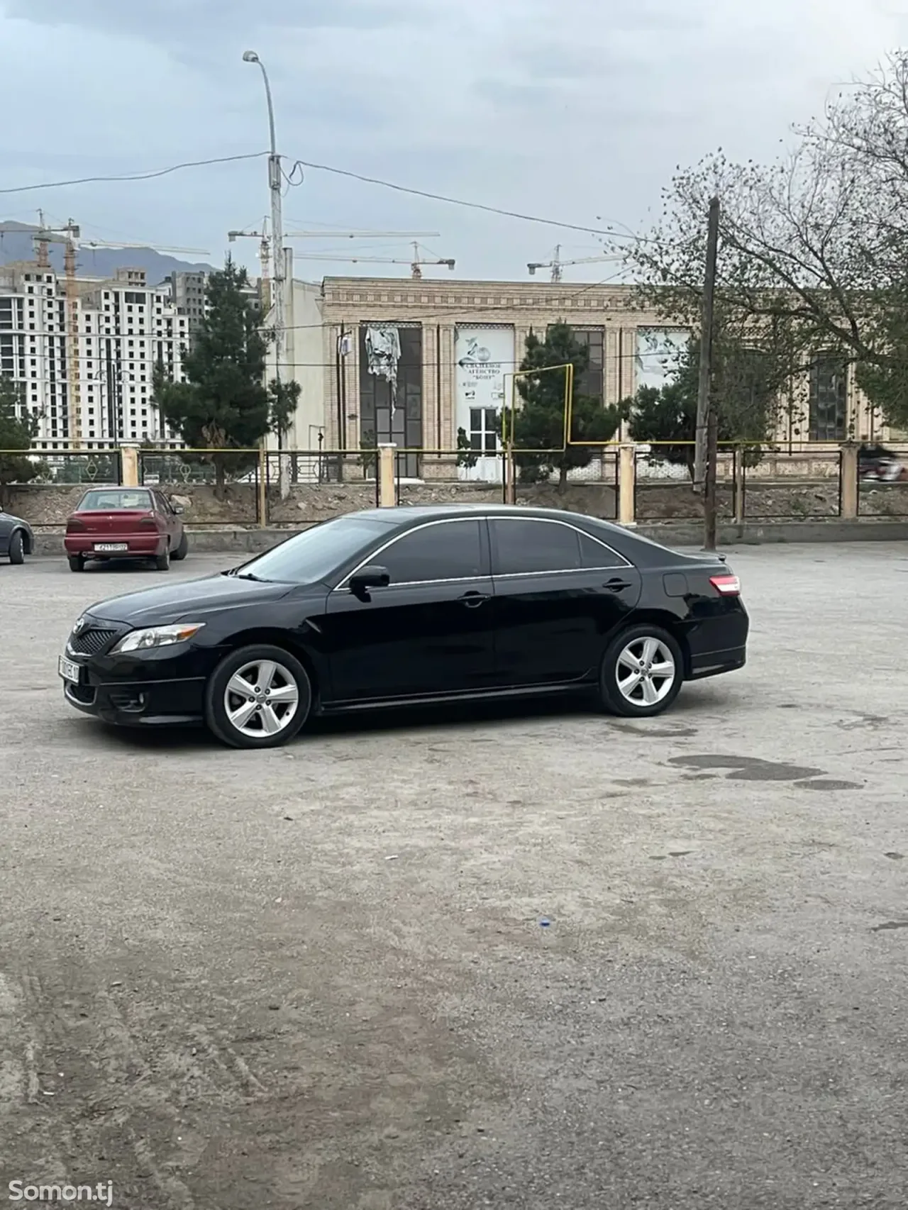 Toyota Camry 2011 · 2.5 AT