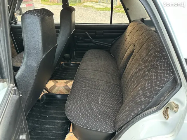 Lada (ВАЗ) 2107 2004 · 1.4 MT