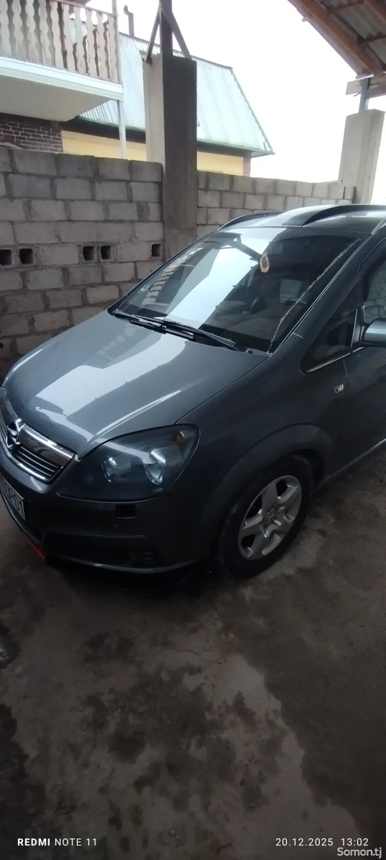 Opel Zafira 2006 · 2.2 AT