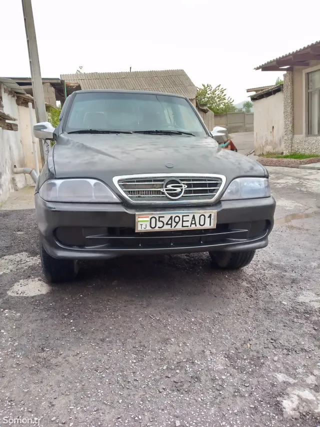 Ssang Yong Musso 1999 · 2.9 MT