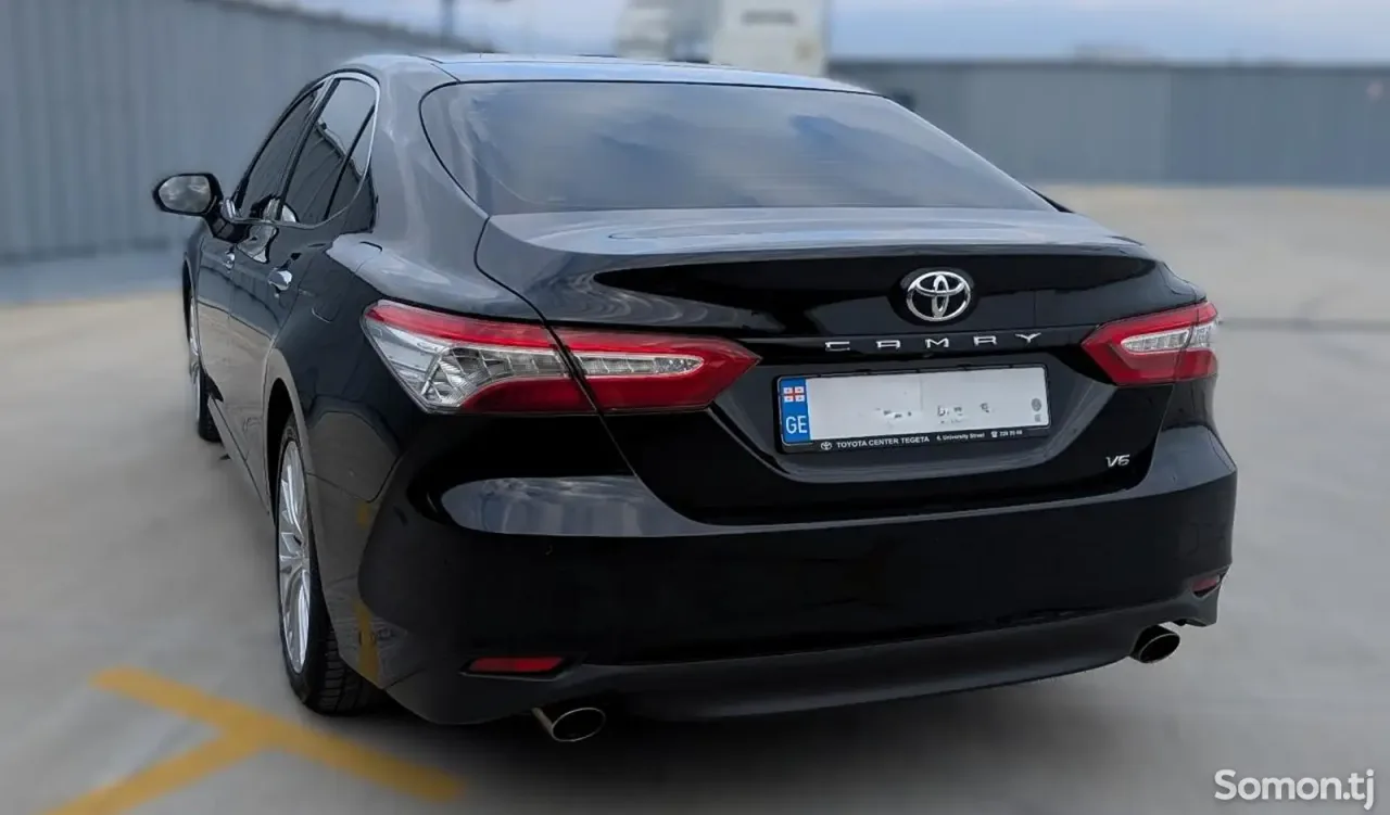 Toyota Camry 2019 · 3.5 AT
