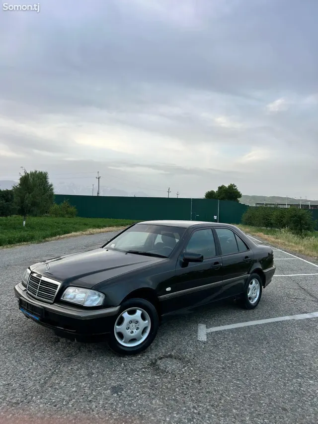 Mercedes-Benz C class 1998 · 2.0 MT