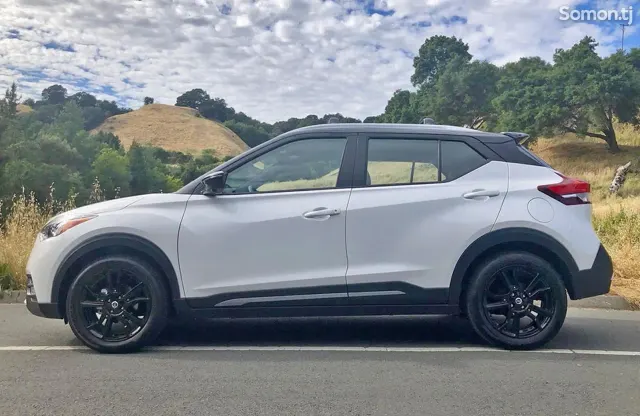 Nissan Juke 2020 · 1.6 AT
