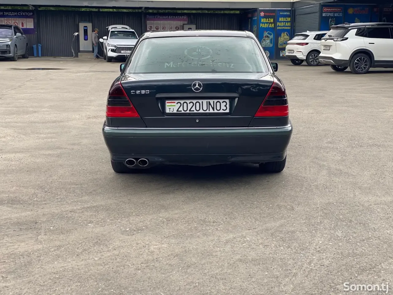 Mercedes-Benz C class 1999 · 2.4 MT