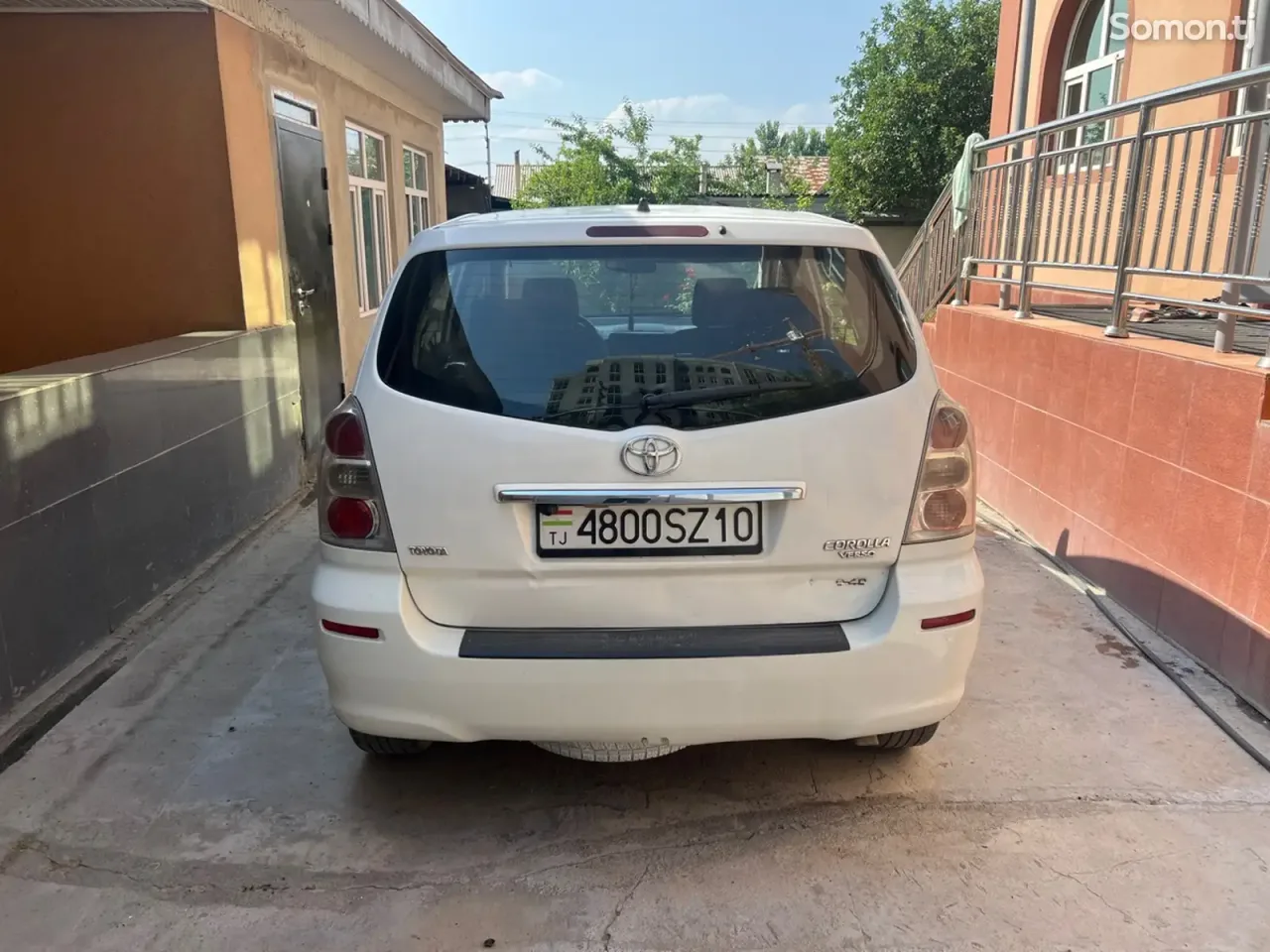 Toyota Verso 2007 · 2.2 MT