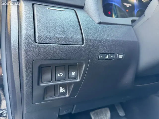 Lexus RX series 2014 · AT