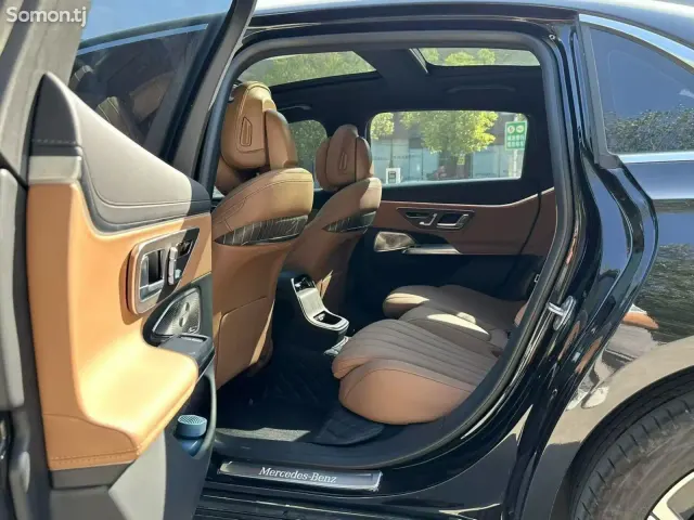 Mercedes-Benz E class 2024 · 2.0 AT