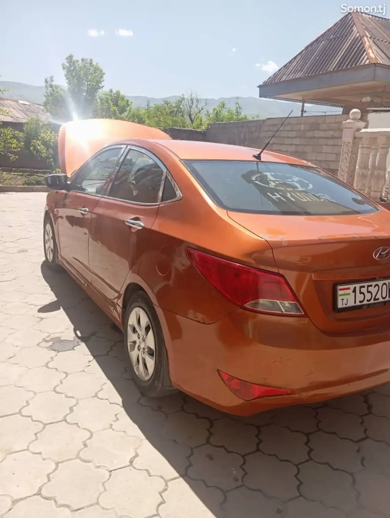Hyundai Solaris 2015 · 1.6 AT