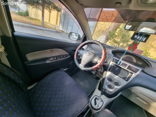 Toyota Belta 2006 · 1.3 AT