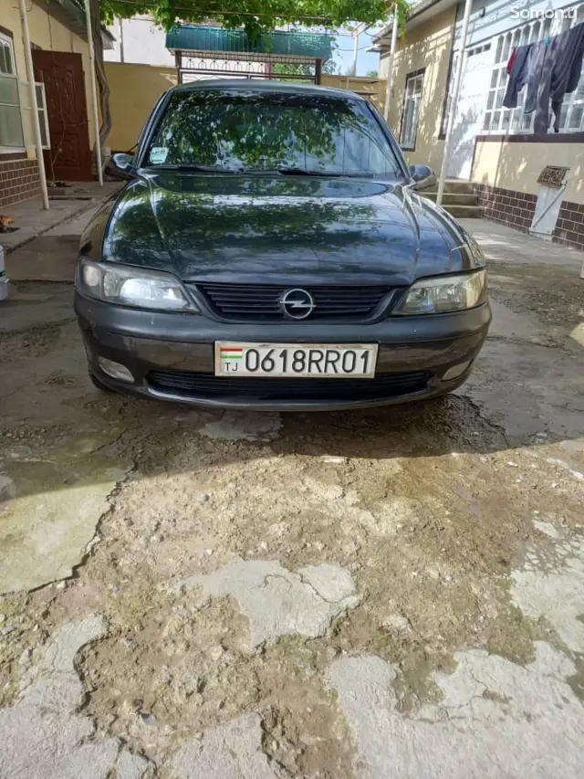 Opel Vectra B 1997 · 1.6 MT
