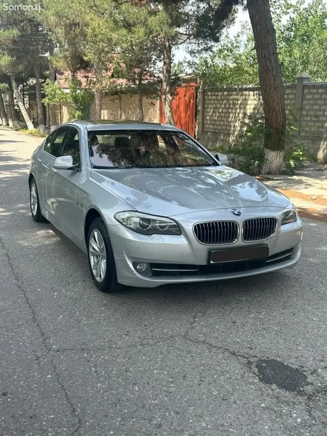 BMW 5 series 2011 · 2.0 AT