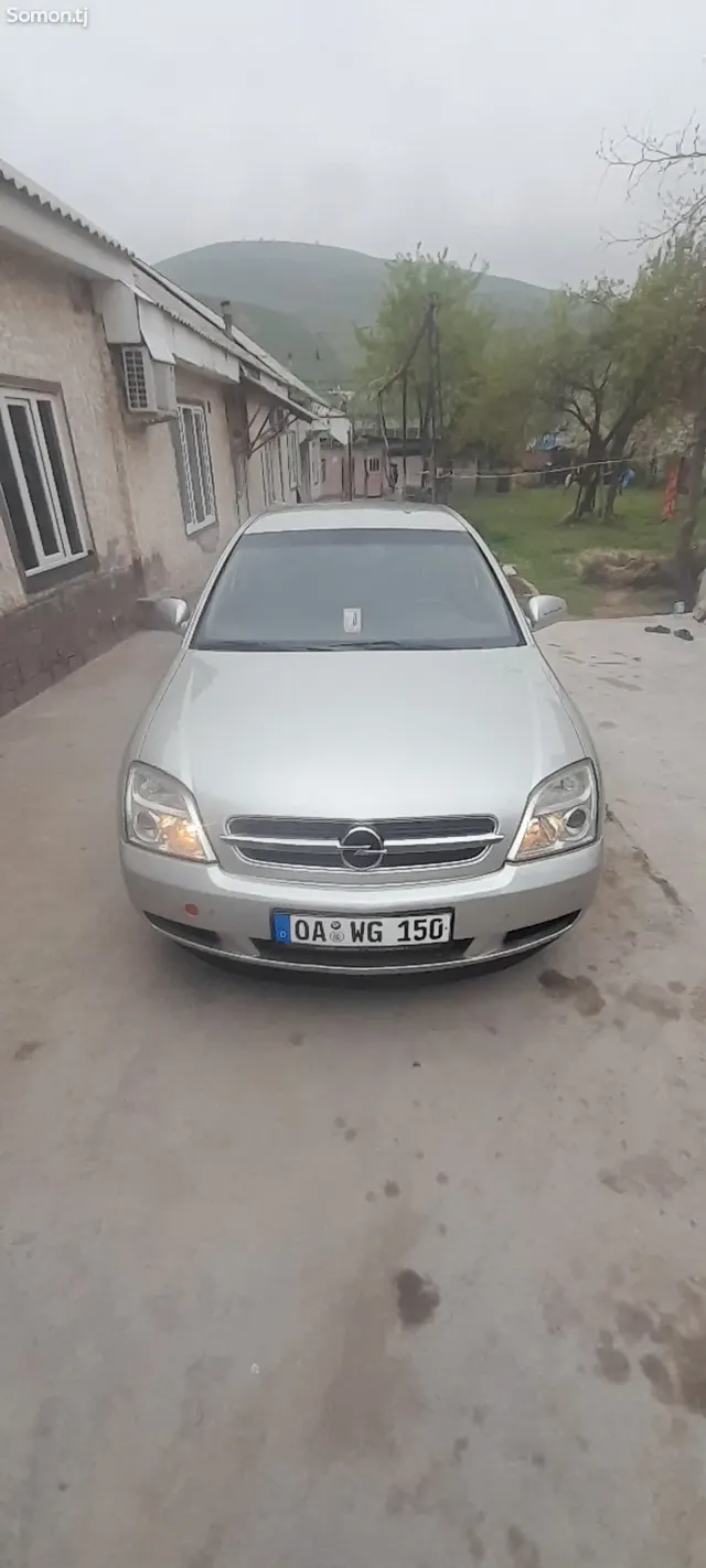 Opel Vectra C 2004 · 2.0 MT