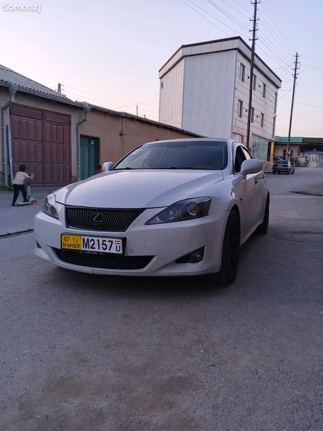 Lexus IS series 2006 · 2.5 AT