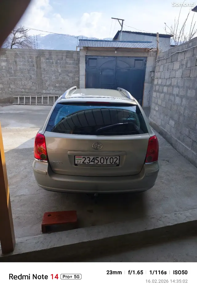 Toyota Avensis 2006 · 1.8 MT
