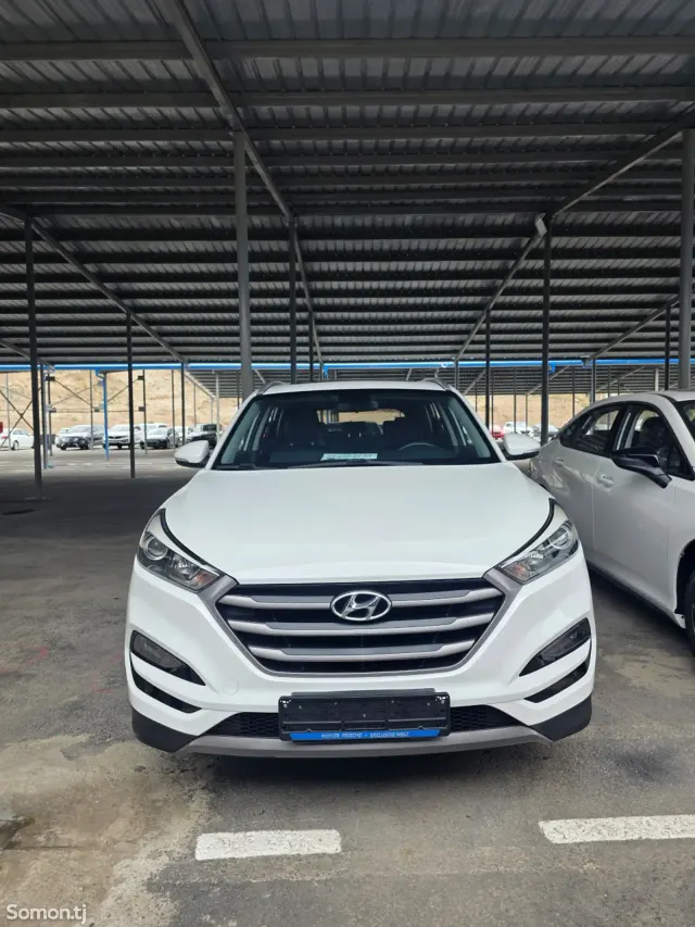 Hyundai Tucson 2016 · 1.6 AT