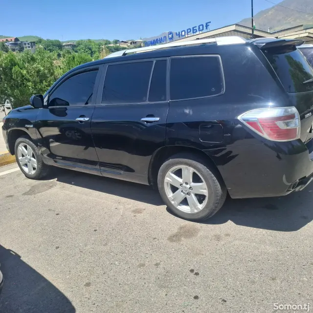 Toyota Highlander 2009 · 3.5 AT
