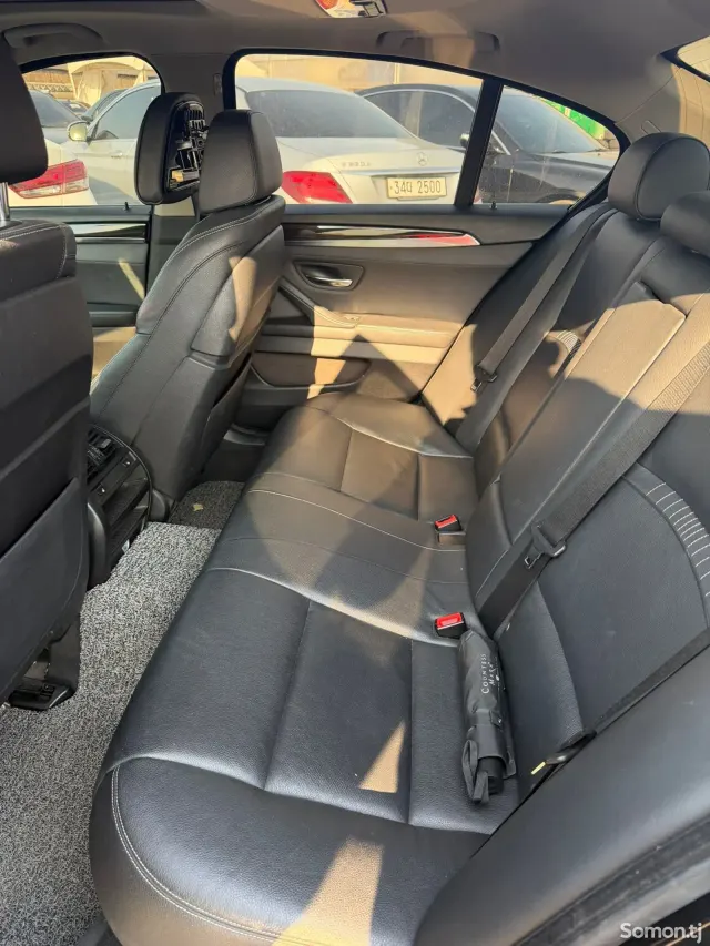 BMW 5 series 2016 · 2.0 AT