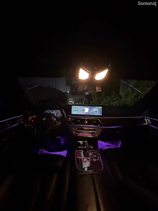 BMW 7 series 2016 · 3.0 AT