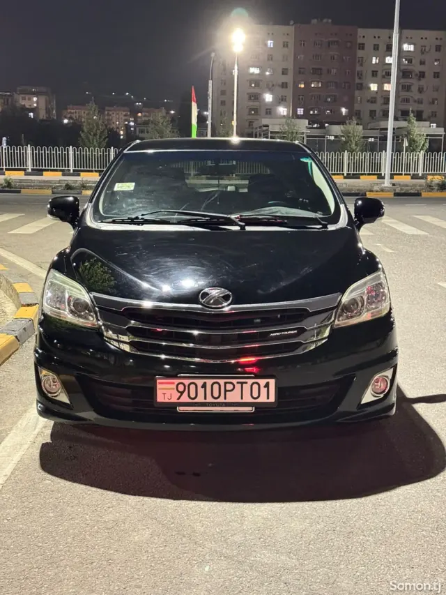 Toyota Mark X ZiO 2012 · 2.4 AT