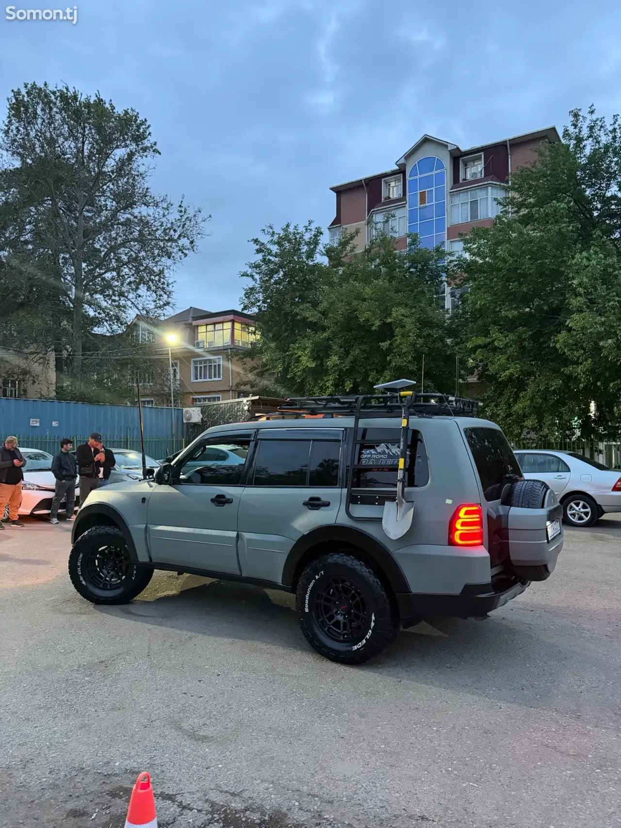 Mitsubishi Pajero 2007 · 3.8 AT