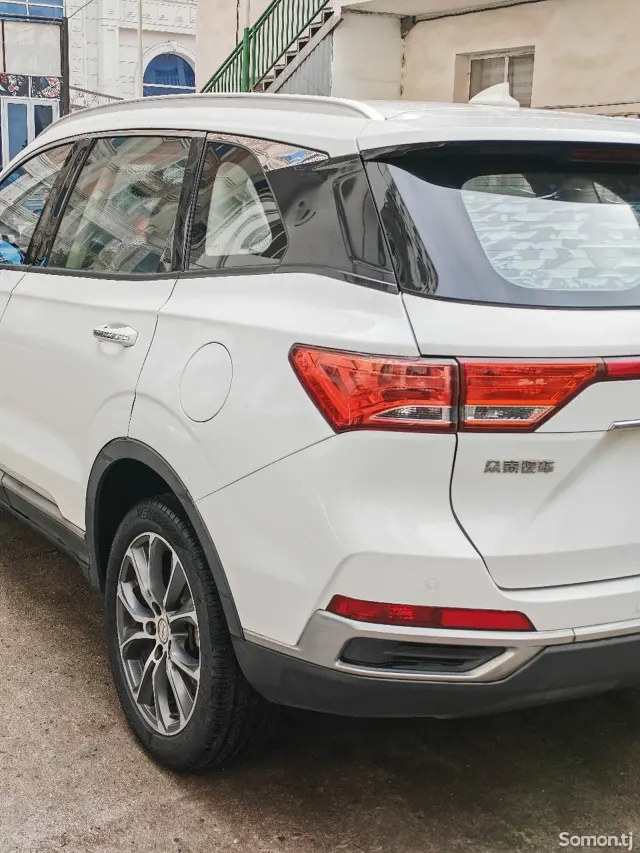 Zotye T500 2017 · 1.5 AT