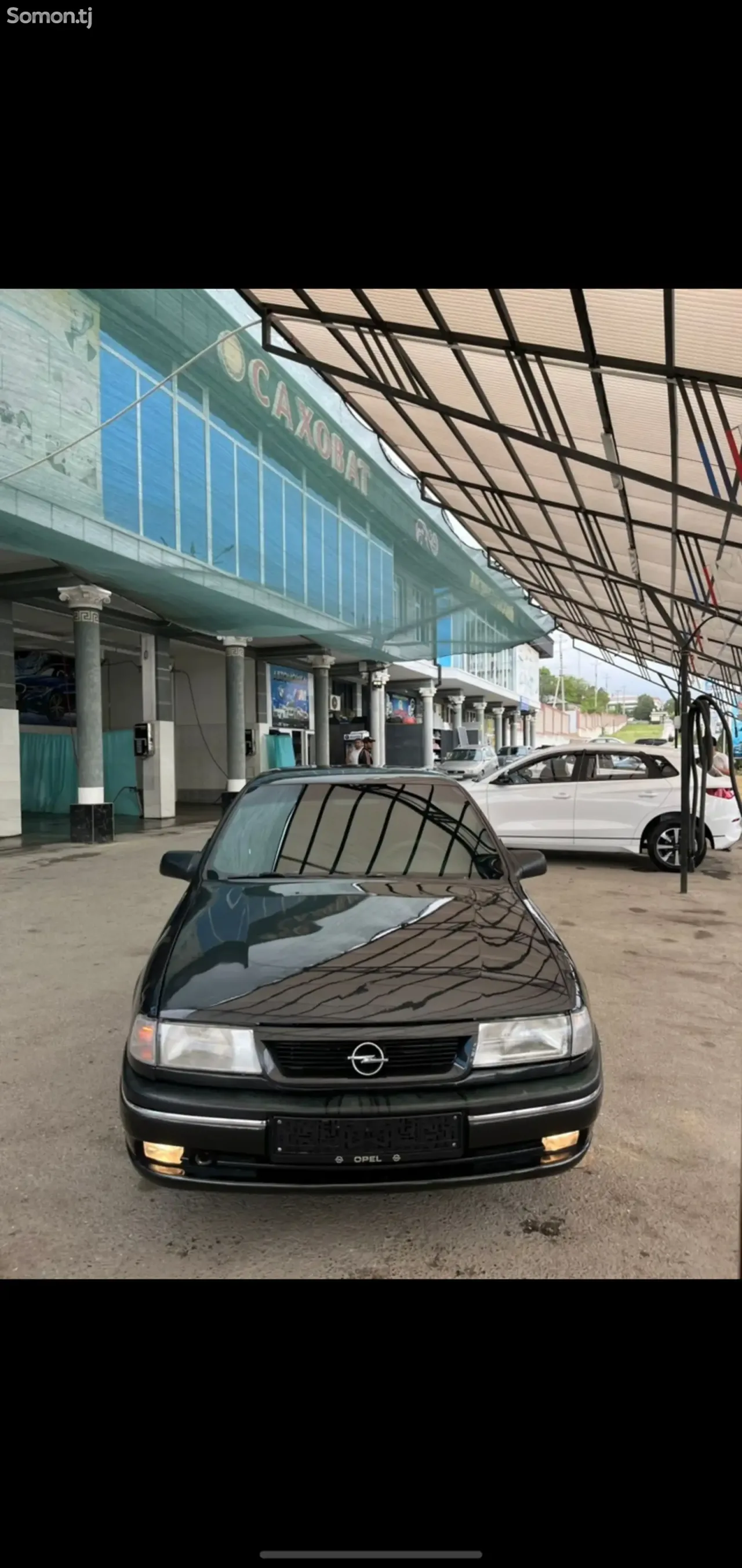 Opel Vectra A 1992 · 1.6 MT