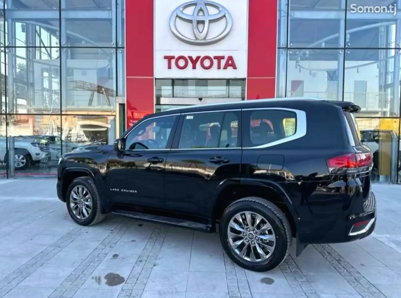 Toyota Land Cruiser 2026 · 4.0 AT