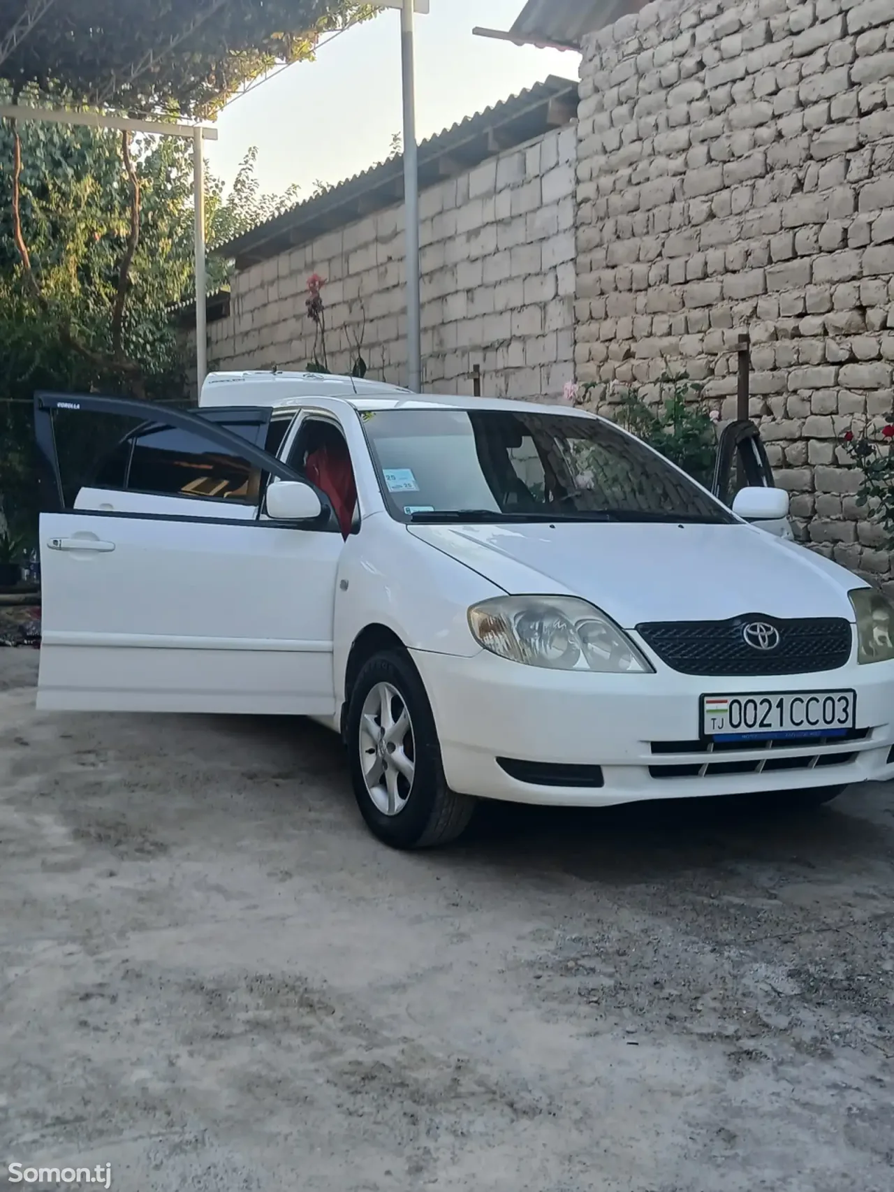 Toyota Corolla 2003 · 1.8 MT