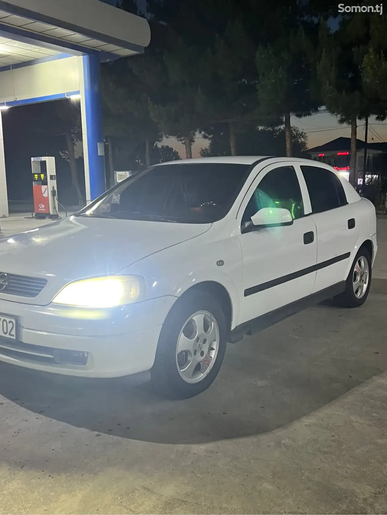 Opel Astra G 1999 · 1.6 MT