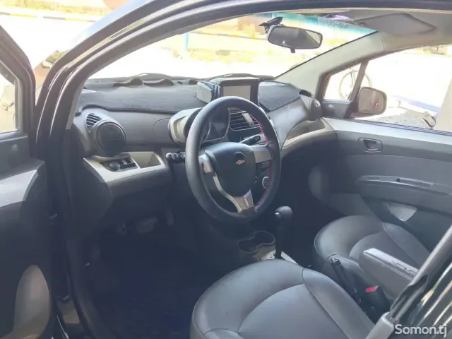 Chevrolet Spark 2014 · 1.3 AT